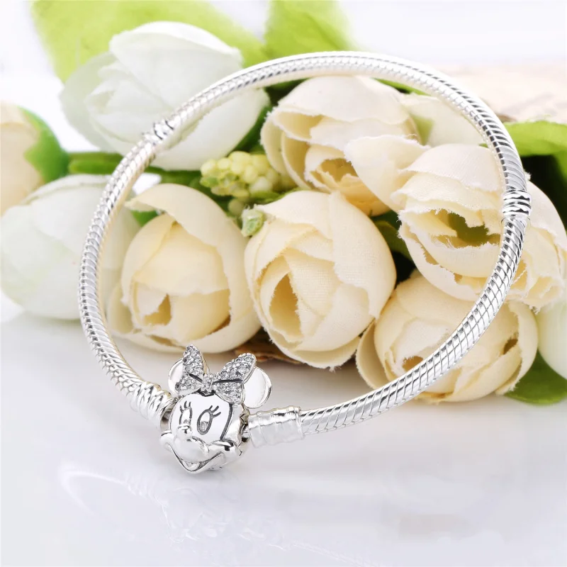 (image for) PANDORA Disney, Shimmering Minnie Portrait Bracelet - 597770CZ - View 4