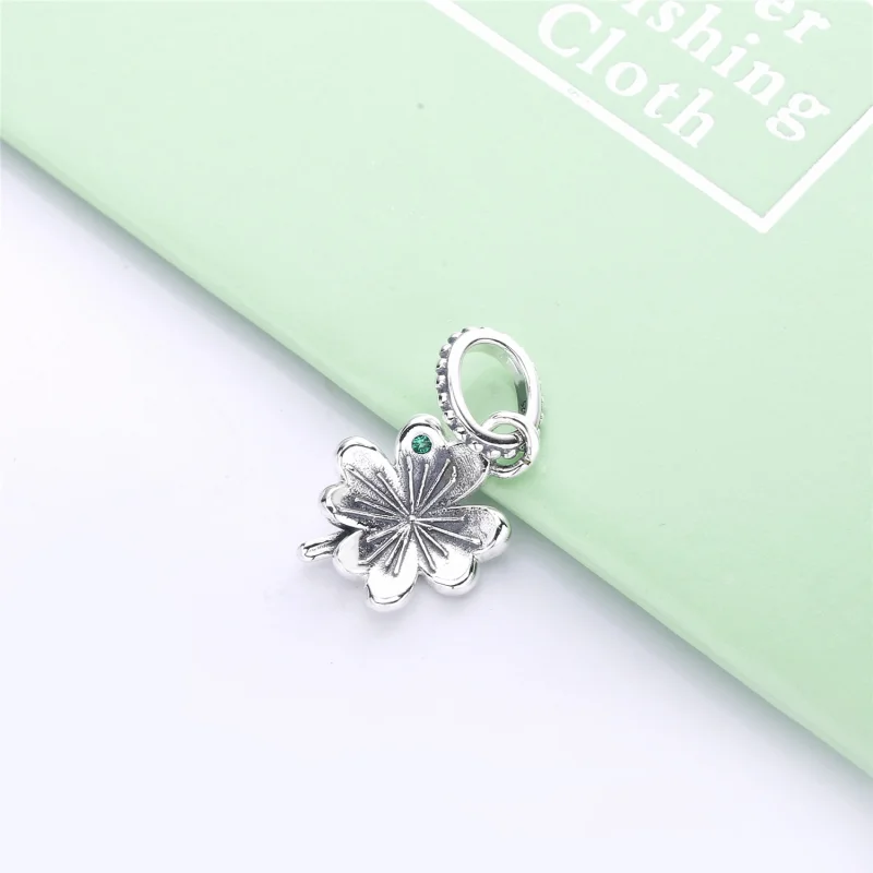 (image for) Lucky Four-Leaf Clover Pendant, Pandora Shine™ - 397965NAG - View 2