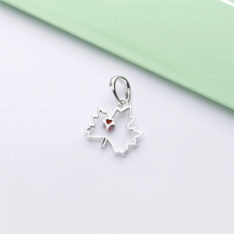 (image for) PANDORA Symbol of Canada Necklace - 398026CZR-45 - View 3