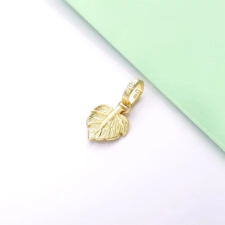 PANDORA Shining Leaf Pendant - 368251CZ