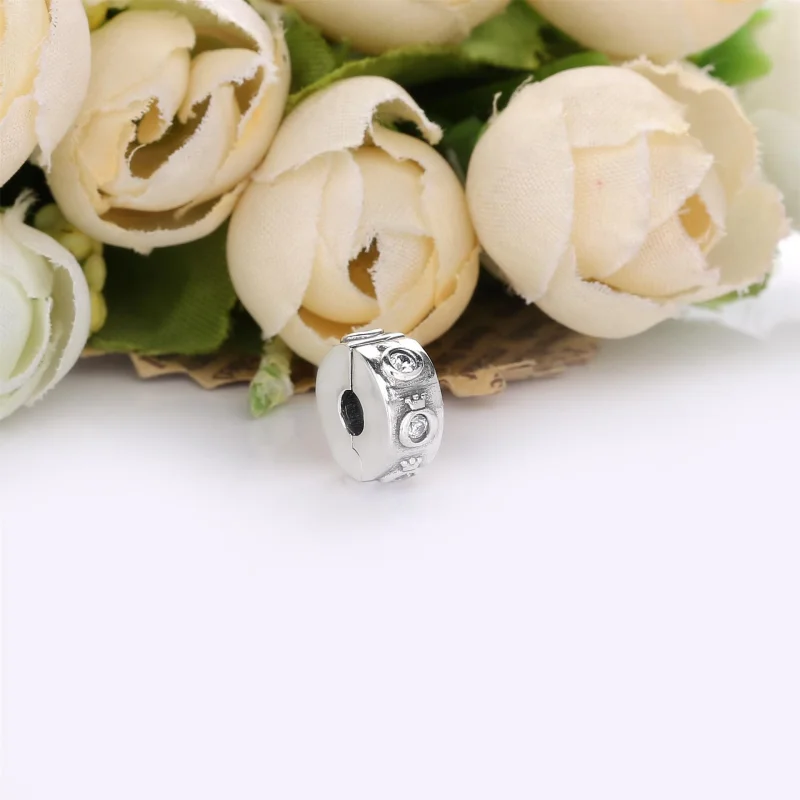 (image for) PANDORA Sparkling Crown O Clip Charm - 798326CZ - View 3