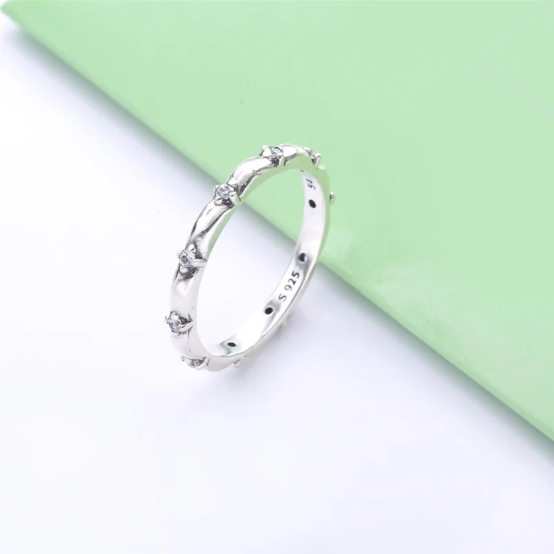 (image for) PANDORA Flower Petals Band Ring - 198791C01 - View 2