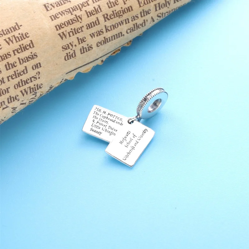 (image for) PANDORA Harry Potter, Hogwarts Acceptance Letter Dangle Charm - 799125C01 - View 4