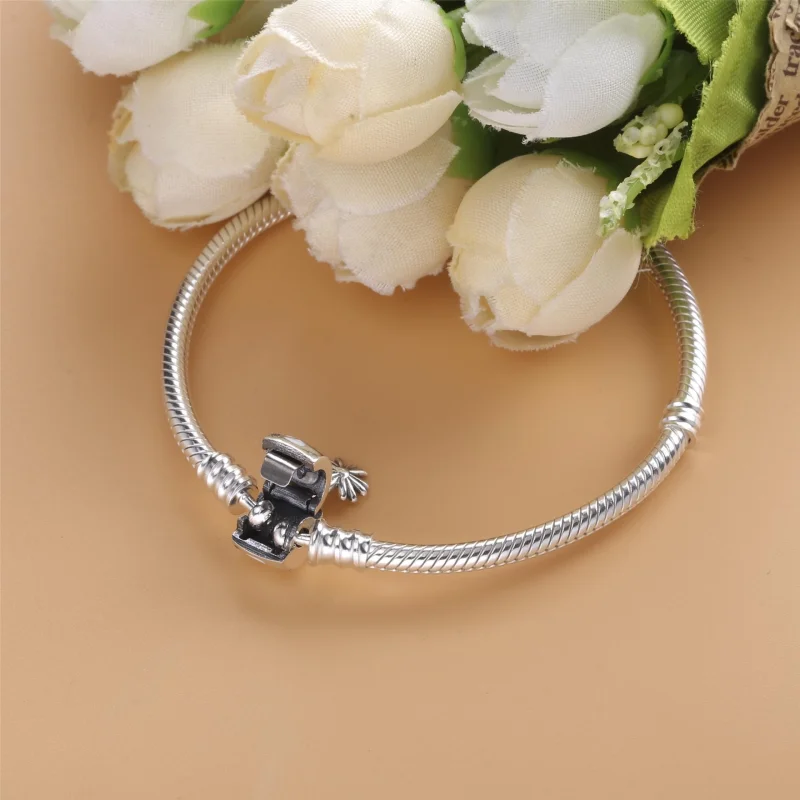 (image for) Pandora Moments Daisy Flower Clasp Snake Chain Bracelet - 598776C01 - View 2
