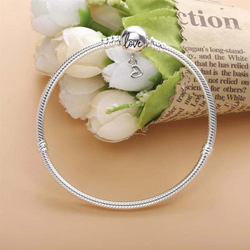 (image for) Pandora Moments Infinity Heart Clasp Bangle - 598891C00 - View 2