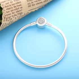 Pandora Moments Sparkling Crown O Snake Chain Bracelet - 599046C01