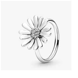 (image for) PANDORA Pavé Daisy Flower Statement Ring - 198817C01