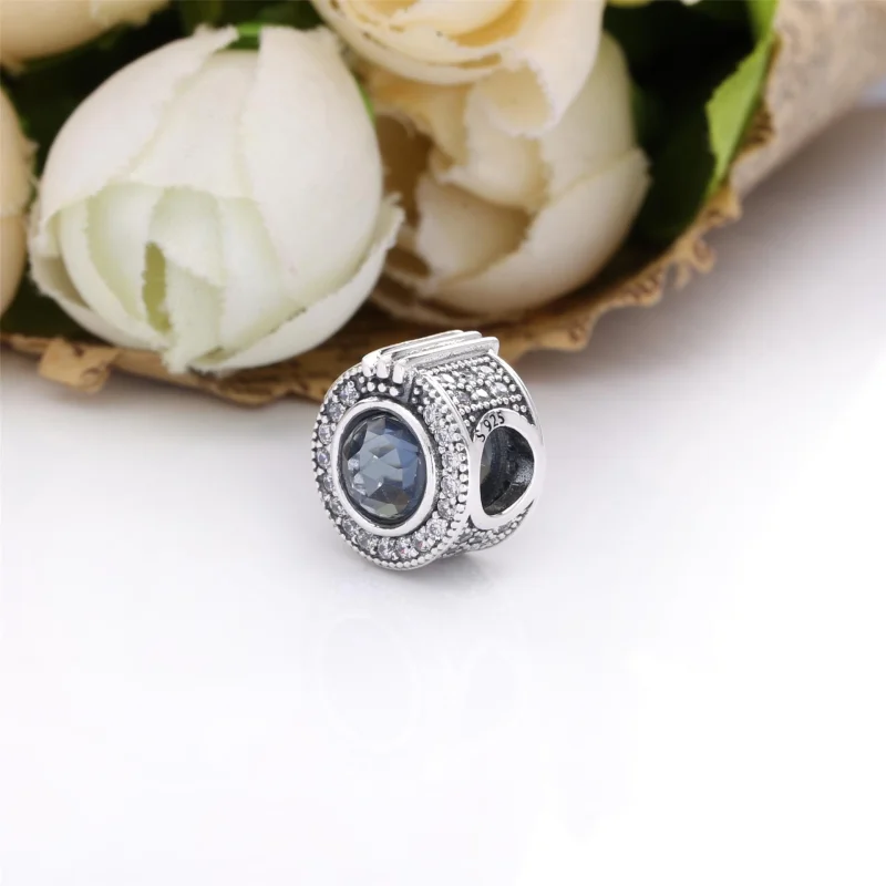 (image for) PANDORA Sparkling Blue Crown O charm - 799058C01 - View 3