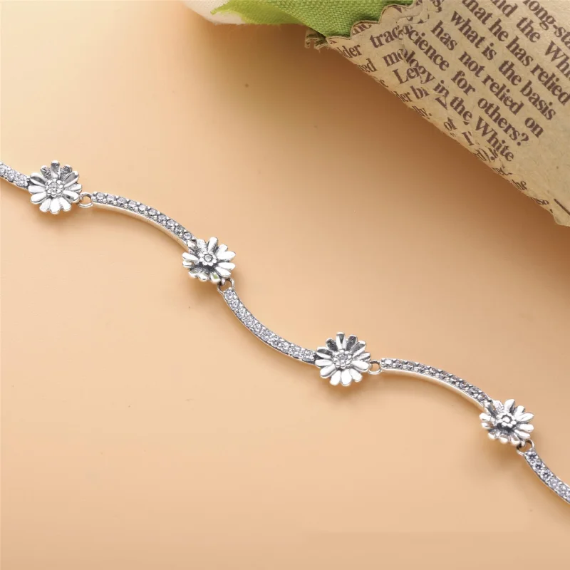 (image for) PANDORA Sparkling Daisy Flower Bracelet - 598807C01 - View 2