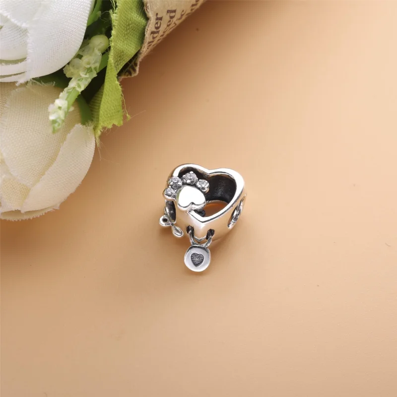 (image for) PANDORA Sparkling Paw Print & Heart Charm - 798873C01 - View 4