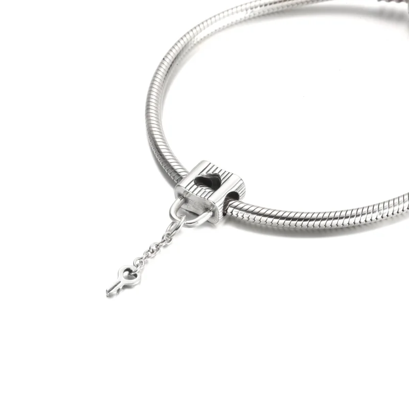 (image for) PANDORA Padlock & Heart Key Charm - 790095C01 - View 5