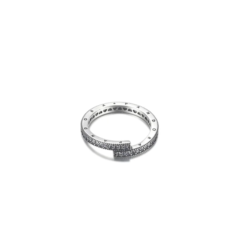 (image for) PANDORA Sparkling Overlapping Ring - 199491C01 - View 3