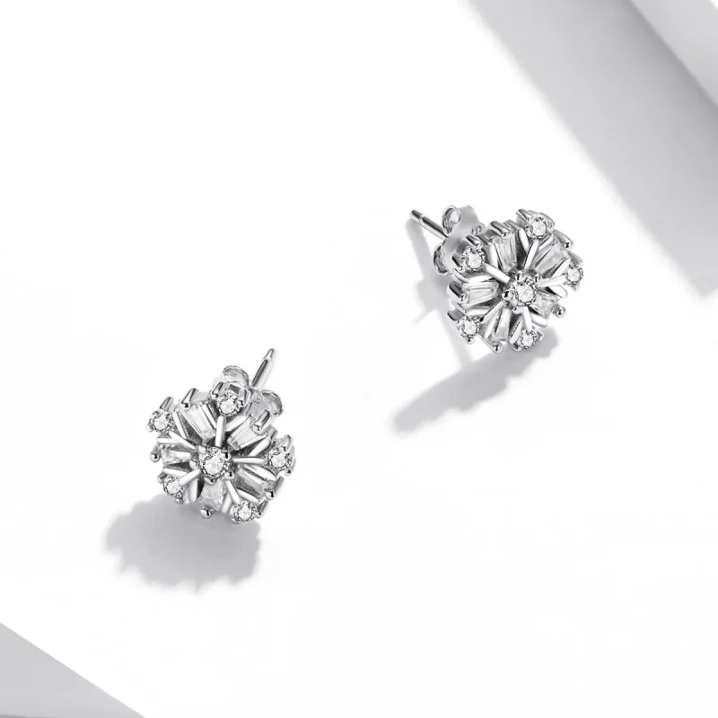 (image for) Pandora Style Silver Shining snowflakes Stud Earrings - SCE1289 - View 4