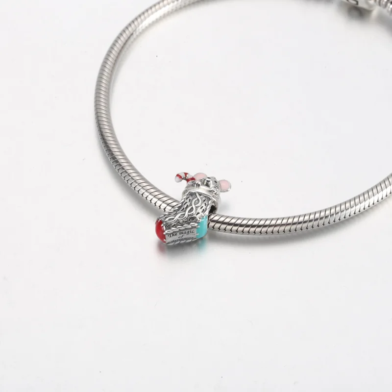 (image for) PANDORA Festive Mouse & Stocking Charm - 792366C01 - View 8
