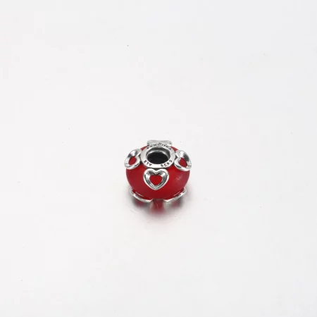 PANDORA Frosted Red Murano Glass & Hearts Charm - 792497C01