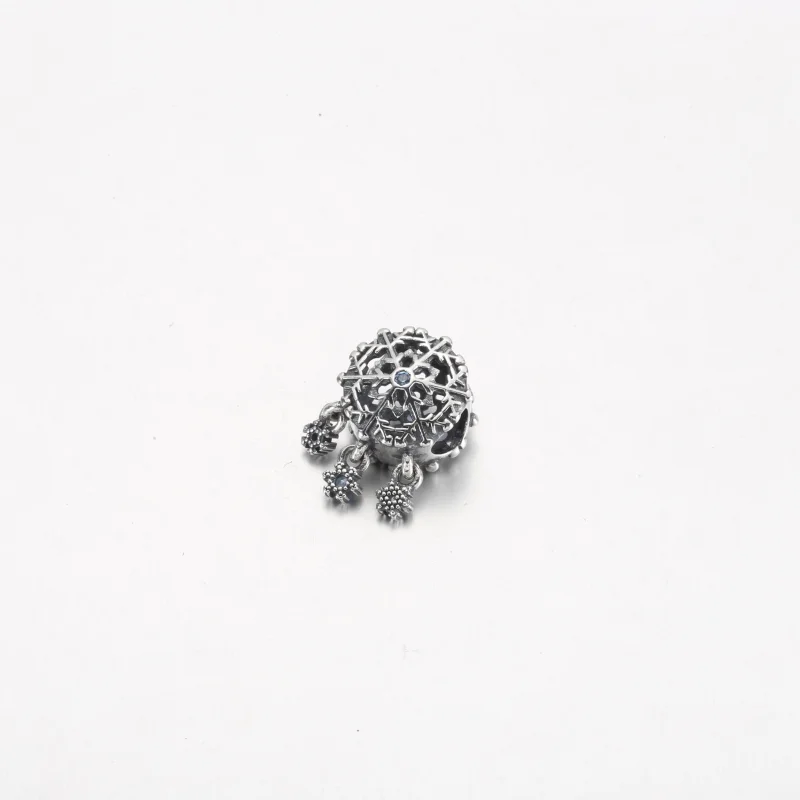 (image for) PANDORA Icy Snowflake Drop Charm - 792367C01 - View 6