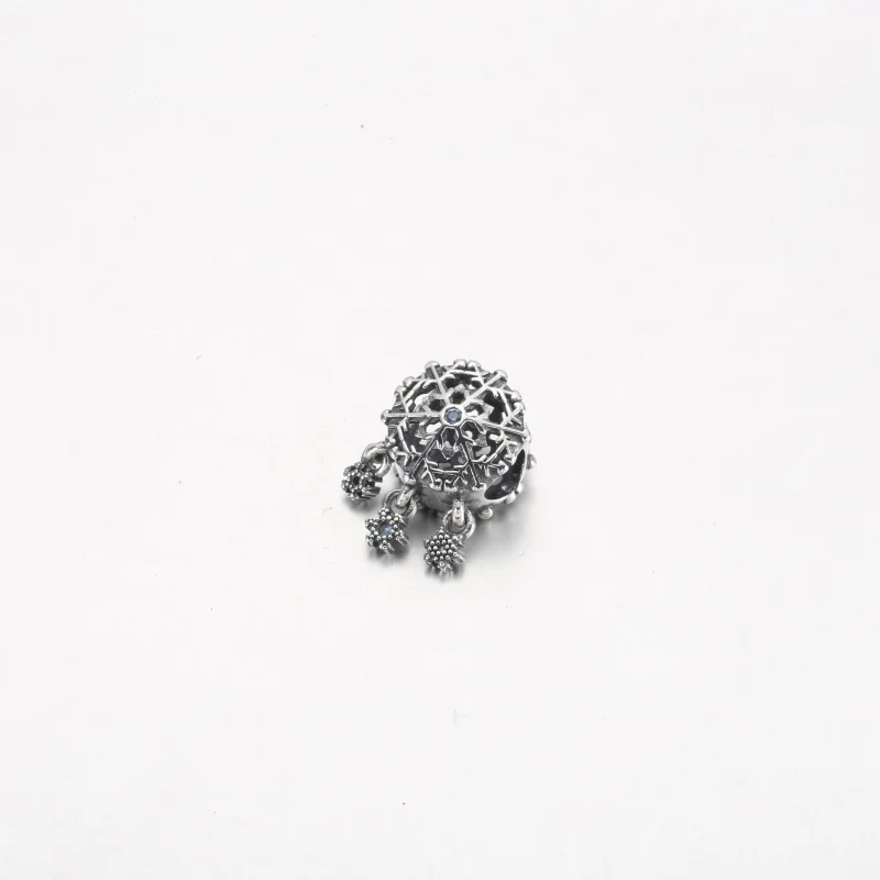 (image for) PANDORA Icy Snowflake Drop Charm - 792367C01 - View 10