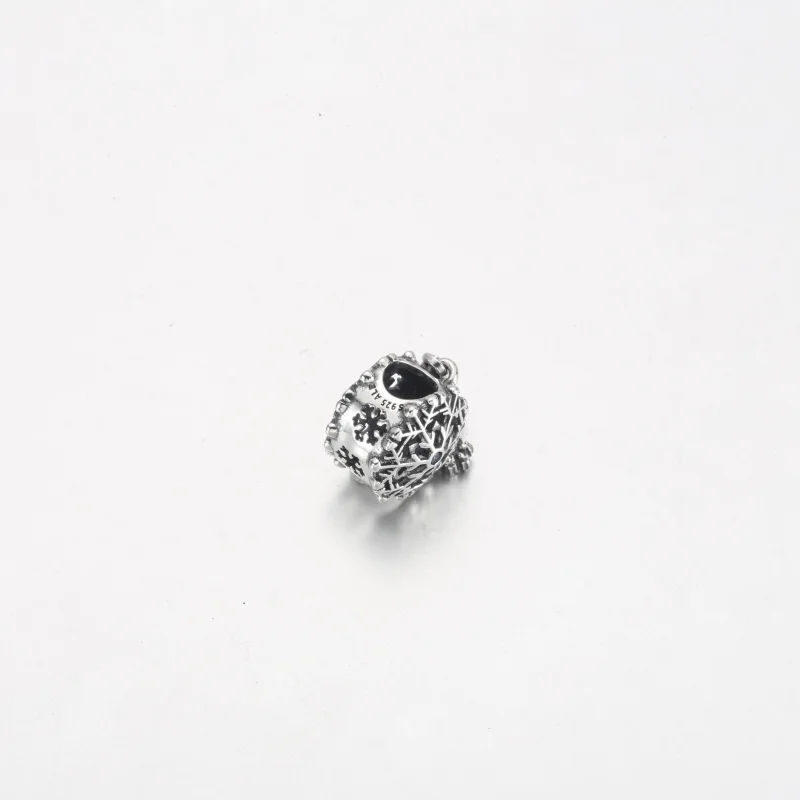 (image for) PANDORA Icy Snowflake Drop Charm - 792367C01 - View 11