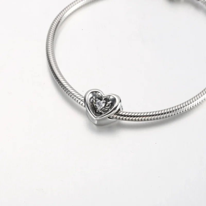 (image for) PANDORA Radiant Heart & Floating Stone Charm - 792493C01 - View 12
