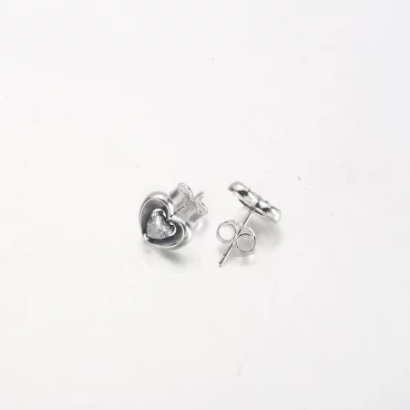 PANDORA Radiant Heart & Floating Stone Stud Earrings - 292500C01