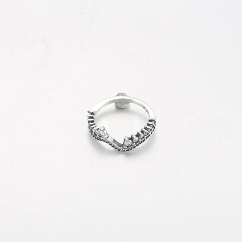 (image for) PANDORA Sparkling Asymmetric Wave Ring - 192543C01 - View 6