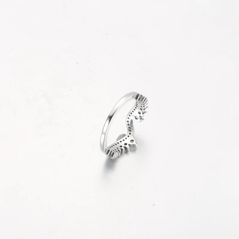 (image for) PANDORA Sparkling Asymmetric Wave Ring - 192543C01 - View 8