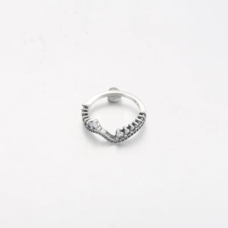 (image for) PANDORA Sparkling Asymmetric Wave Ring - 192543C01 - View 10