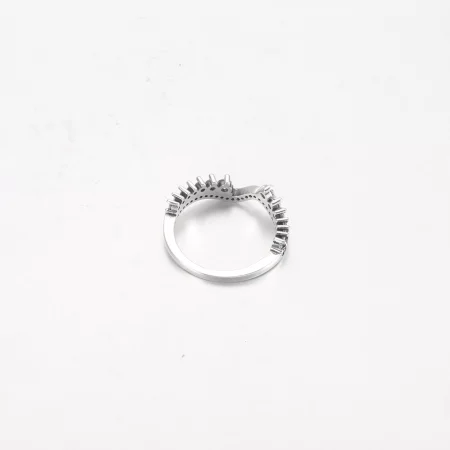 PANDORA Sparkling Asymmetric Wave Ring - 192543C01