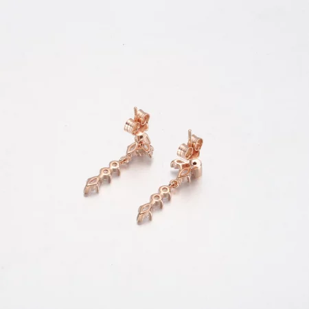 PANDORA Sparkling Herbarium Cluster Drop Earrings - 282404C01