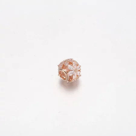 PANDORA Sparkling Herbarium Cluster Round Charm - 782383C01