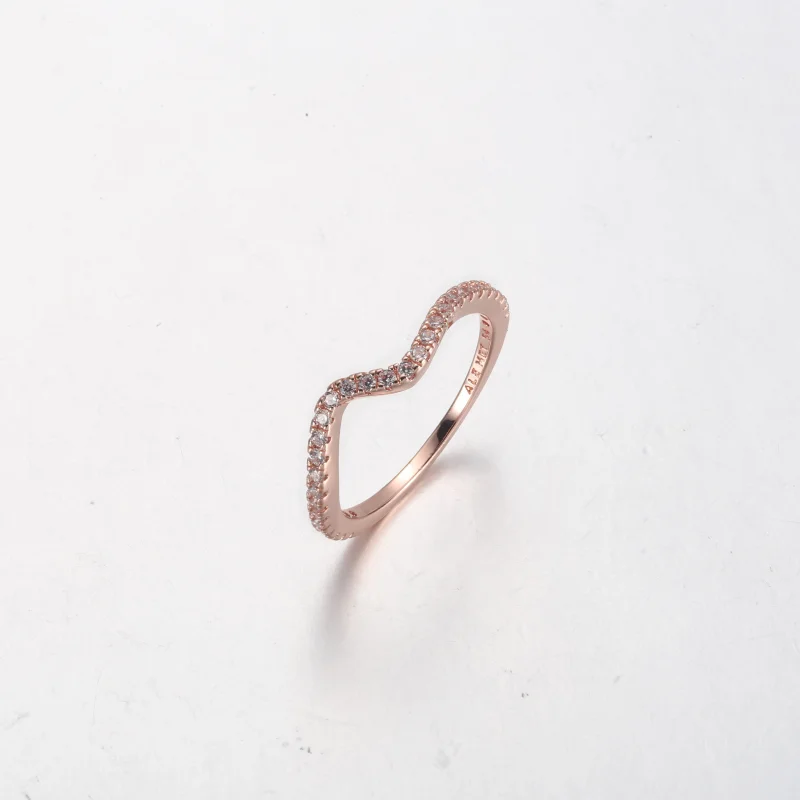 (image for) PANDORA Sparkling Wave Ring - 182539C01 - View 5