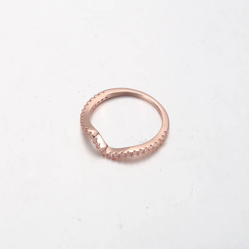 (image for) PANDORA Sparkling Wave Ring - 182539C01 - View 6