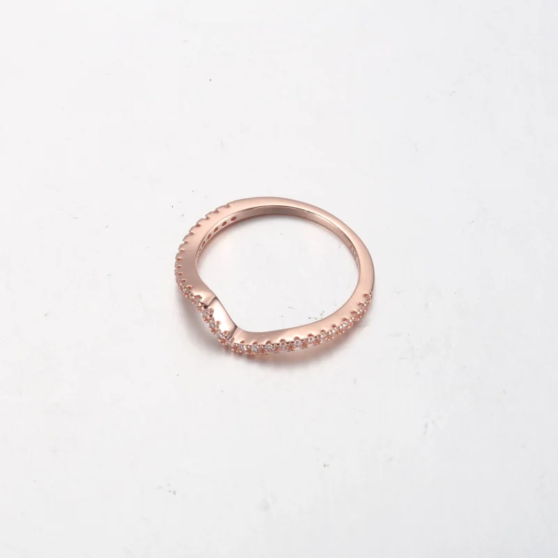 (image for) PANDORA Sparkling Wave Ring - 182539C01 - View 10