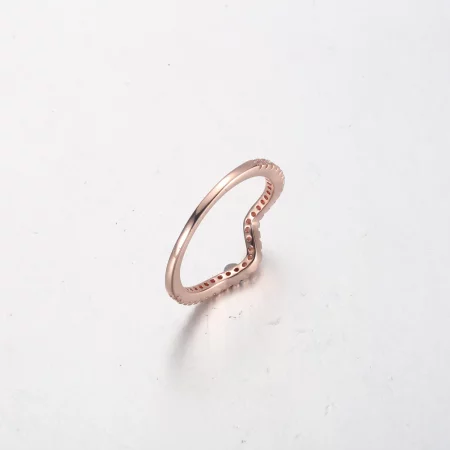 PANDORA Sparkling Wave Ring - 182539C01