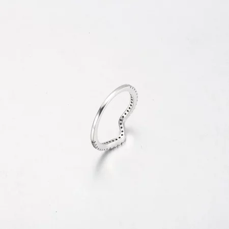 PANDORA Sparkling Wave Ring - 192539C01