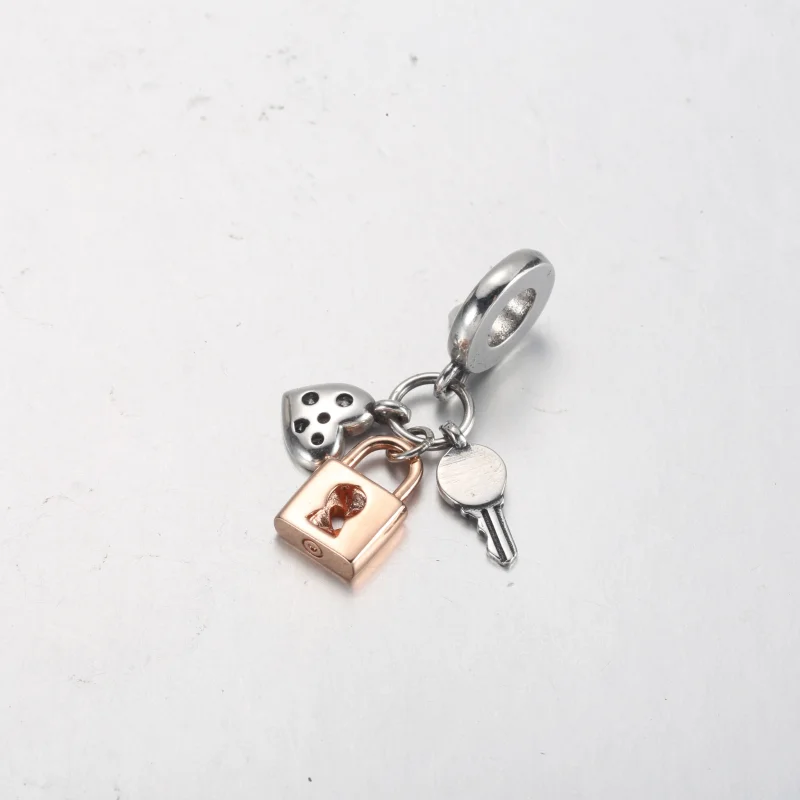 (image for) PANDORA Two-tone Key, Padlock & Heart Triple Dangle Charm - 782506C01 - View 9