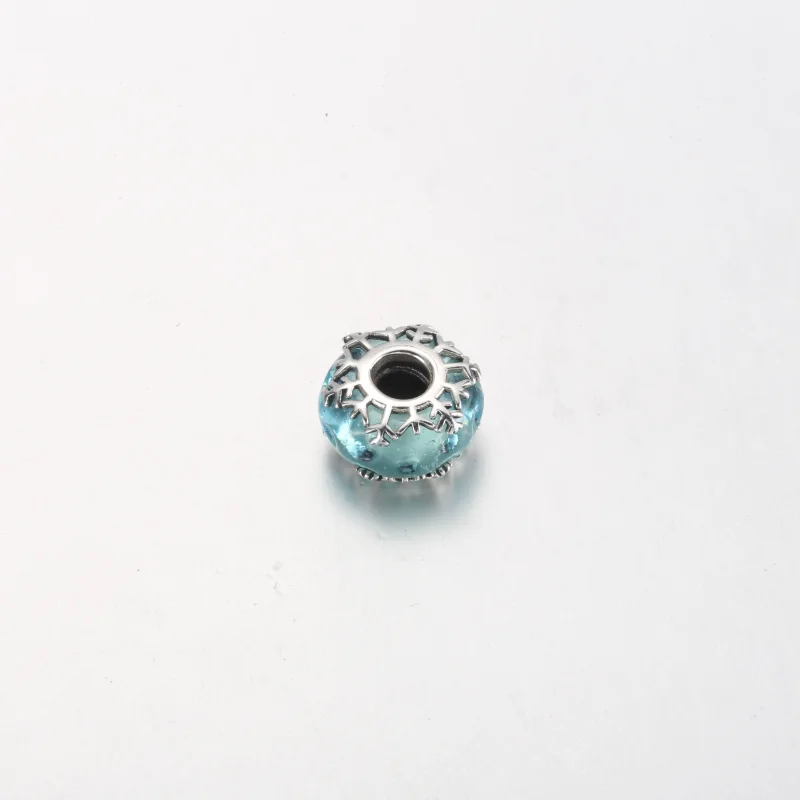 (image for) PANDORA Winter Blue Snowflake Murano Charm - 792377C00 - View 14