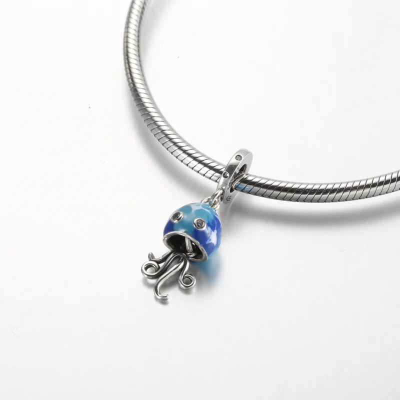 (image for) Pandora Colour-changing Jellyfish Dangle Charm - 792704C01 - View 4