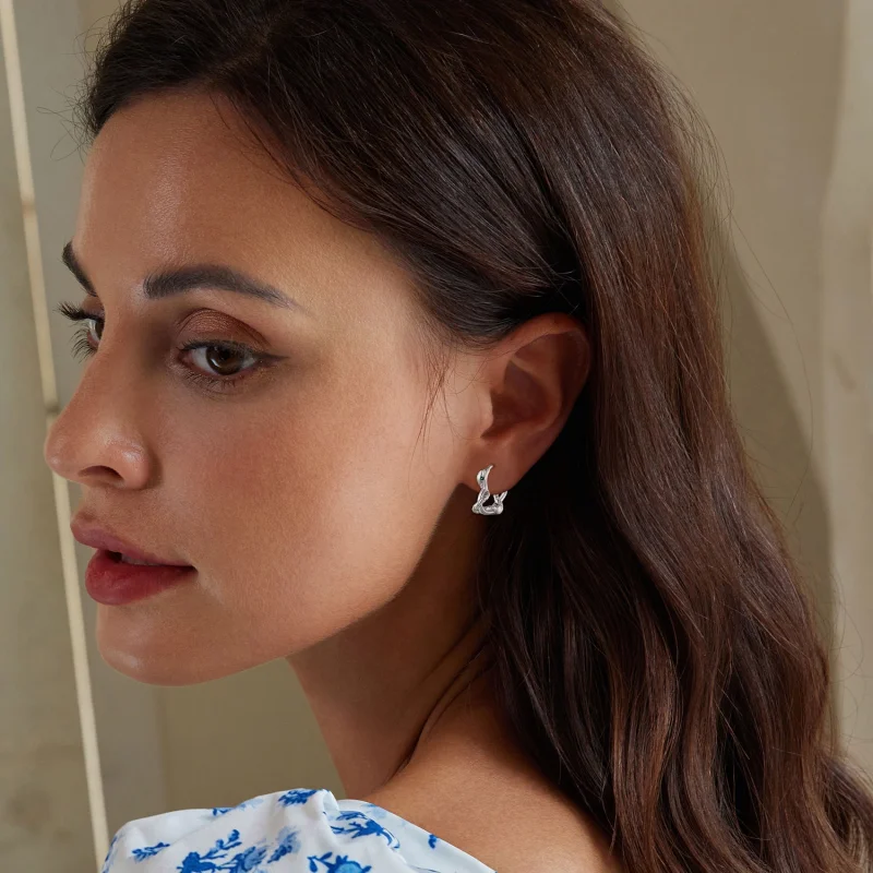 (image for) Pandora Style Heart-Shaped Spirit Snake Hoop Earrings - BSE911 - View 6