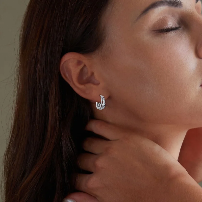 (image for) Pandora Style Iris Vintage Hoop Earrings - SCE1649 - View 6