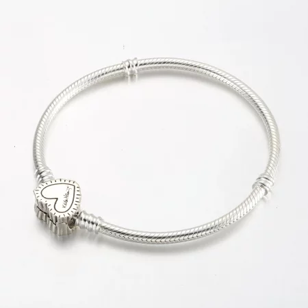 Keith Haring™ x Pandora Moments Radiant Heart Snake Chain Bracelet - 592217C01