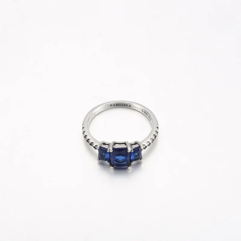 (image for) Pandora Blue Rectangular Three Stone Sparkling Ring - 192389C01 - View 3