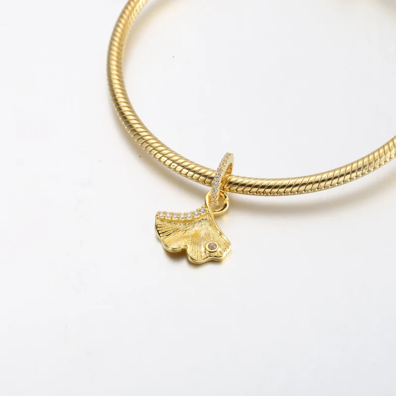 (image for) Pandora Ginkgo 14k gold-plated dangle with clear cubic zirconia - 762428C01 - View 4