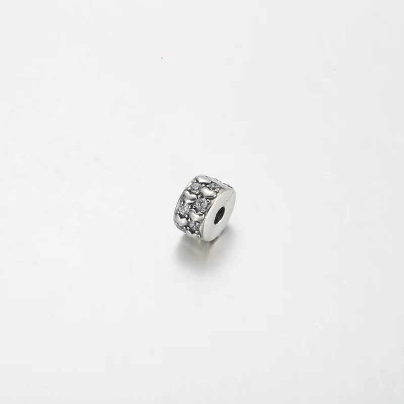 (image for) Pandora Infinite Hearts Sparkling Clip Charm - 792235C01 - View 2
