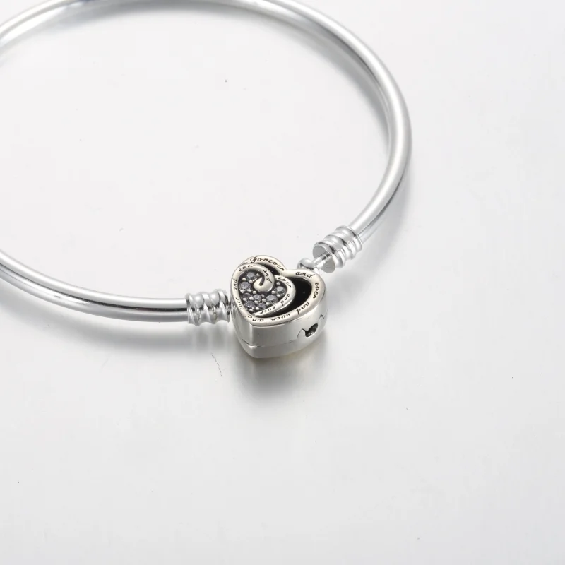 (image for) Pandora Moments Entwined Infinite Hearts Clasp Bangle - 591064C01 - View 5
