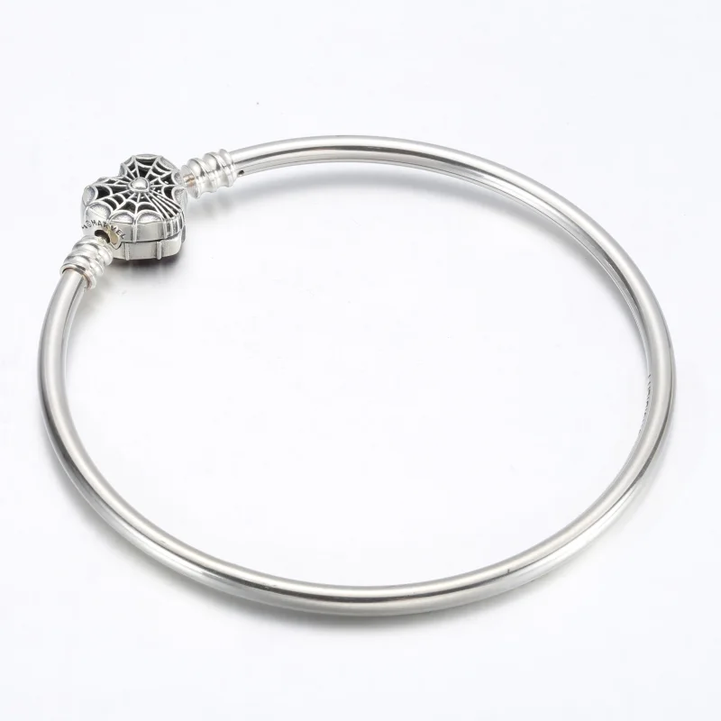 (image for) Pandora Moments Marvel Spider-Man Mask Clasp Bangle - 592324C01 - View 3