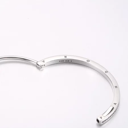 Pandora Signature I-D Pavé Bangle - 592313C01
