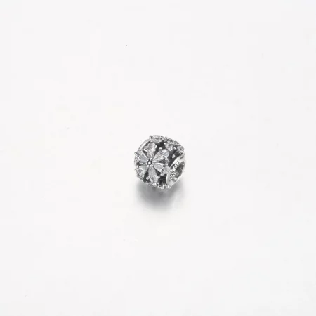 Pandora Sparkling Herbarium Cluster Round Charm - 792383C01
