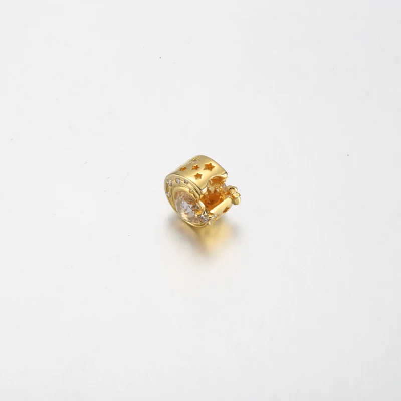 (image for) Pandora Sparkling Shooting Star Charm - 762202C01 - View 4