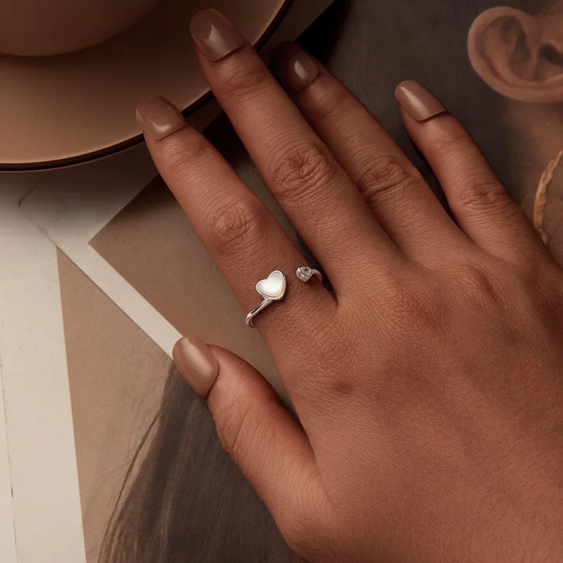 (image for) PANDORA Style Heart-Beating White Shell Open Ring - BSR520-E - View 6